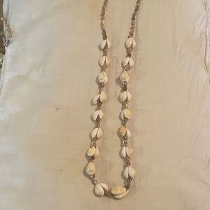 Vintage Hawaiian Cowrie Shell Necklace 16” drop